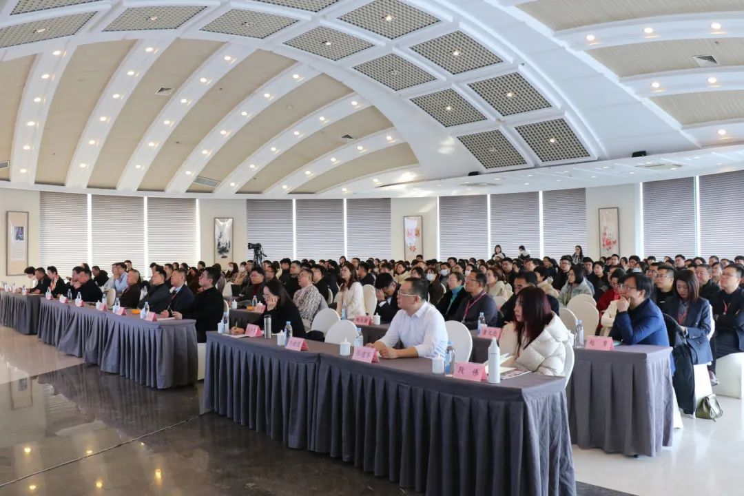 聯(lián)橋集團(tuán)2024年國際化市場拓展分享會(huì)圓滿結(jié)束