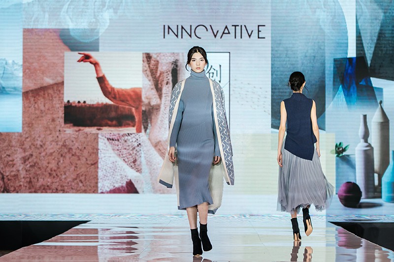 “創(chuàng)意 · 跨越 國(guó)家毛衫紗線資源共享平臺(tái)啟動(dòng)儀式”在威海聯(lián)橋集團(tuán)盛裝啟幕(圖31) “創(chuàng)意 · 跨越 國(guó)家毛衫紗線資源共享平臺(tái)啟動(dòng)儀式”在威海聯(lián)橋集團(tuán)盛裝啟幕(圖31)