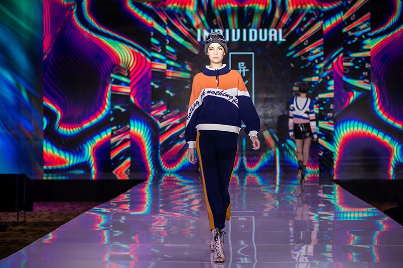 “創(chuàng)意 · 跨越 國(guó)家毛衫紗線資源共享平臺(tái)啟動(dòng)儀式”在威海聯(lián)橋集團(tuán)盛裝啟幕(圖56) “創(chuàng)意 · 跨越 國(guó)家毛衫紗線資源共享平臺(tái)啟動(dòng)儀式”在威海聯(lián)橋集團(tuán)盛裝啟幕(圖56)