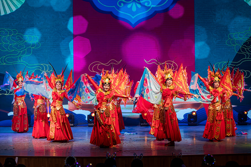 歡欣鼓舞迎新春，滿懷豪情攀高峰 | 聯(lián)橋集團(tuán)2020迎新春聯(lián)歡晚會激情開演(圖21)