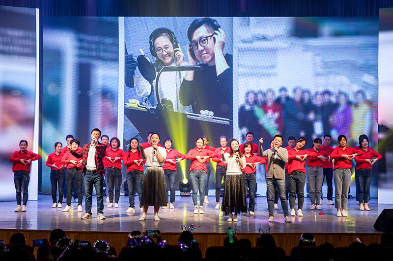 歡欣鼓舞迎新春，滿懷豪情攀高峰 | 聯(lián)橋集團(tuán)2020迎新春聯(lián)歡晚會激情開演(圖23)