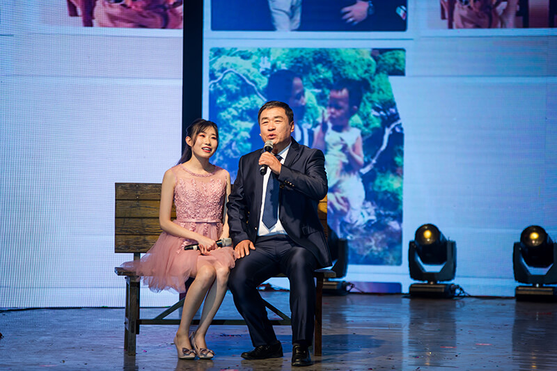 歡欣鼓舞迎新春，滿懷豪情攀高峰 | 聯(lián)橋集團(tuán)2020迎新春聯(lián)歡晚會激情開演(圖27)