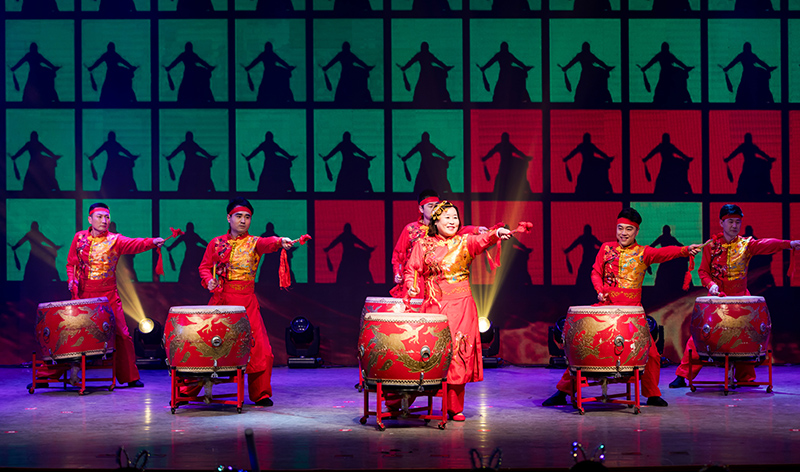 歡欣鼓舞迎新春，滿懷豪情攀高峰 | 聯(lián)橋集團(tuán)2020迎新春聯(lián)歡晚會激情開演(圖30)