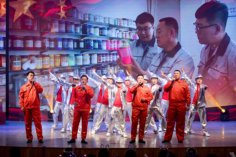 歡欣鼓舞迎新春，滿懷豪情攀高峰 | 聯(lián)橋集團(tuán)2020迎新春聯(lián)歡晚會激情開演(圖35)