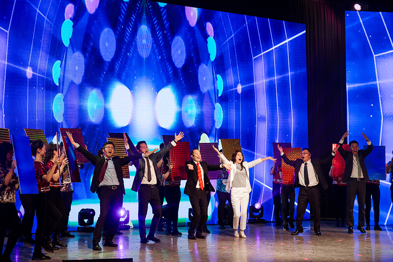 歡欣鼓舞迎新春，滿懷豪情攀高峰 | 聯(lián)橋集團(tuán)2020迎新春聯(lián)歡晚會激情開演(圖45)